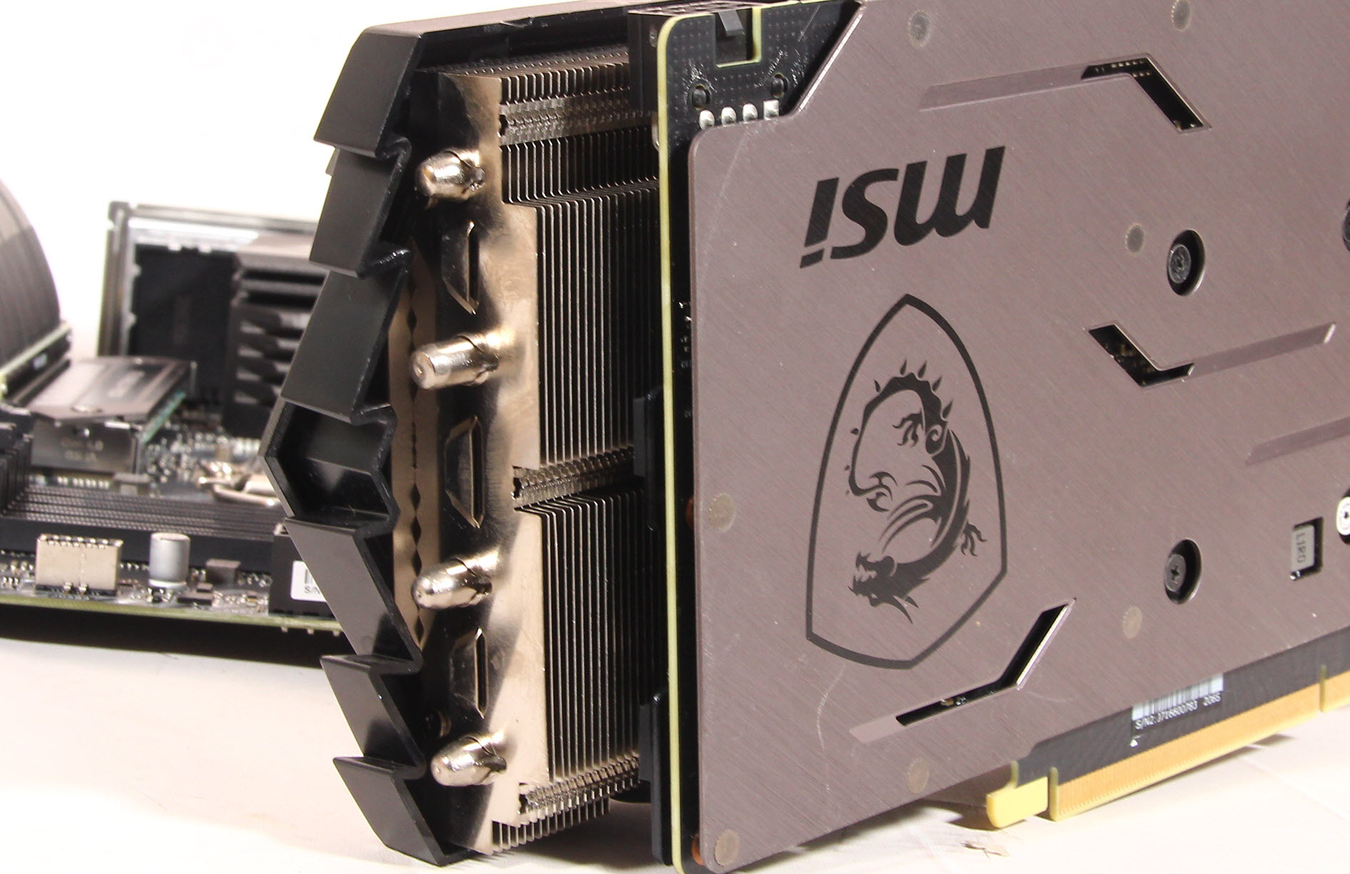 显卡经历的两次狂潮,让自己的显卡再战几年