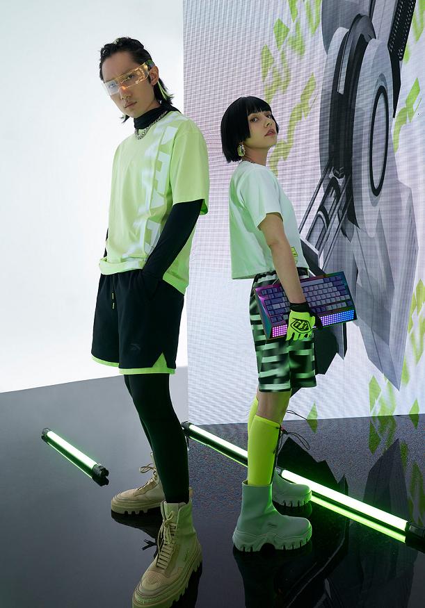 鸿星尔克和安踏比谁的好,鸿星尔克对比安踏哪种好