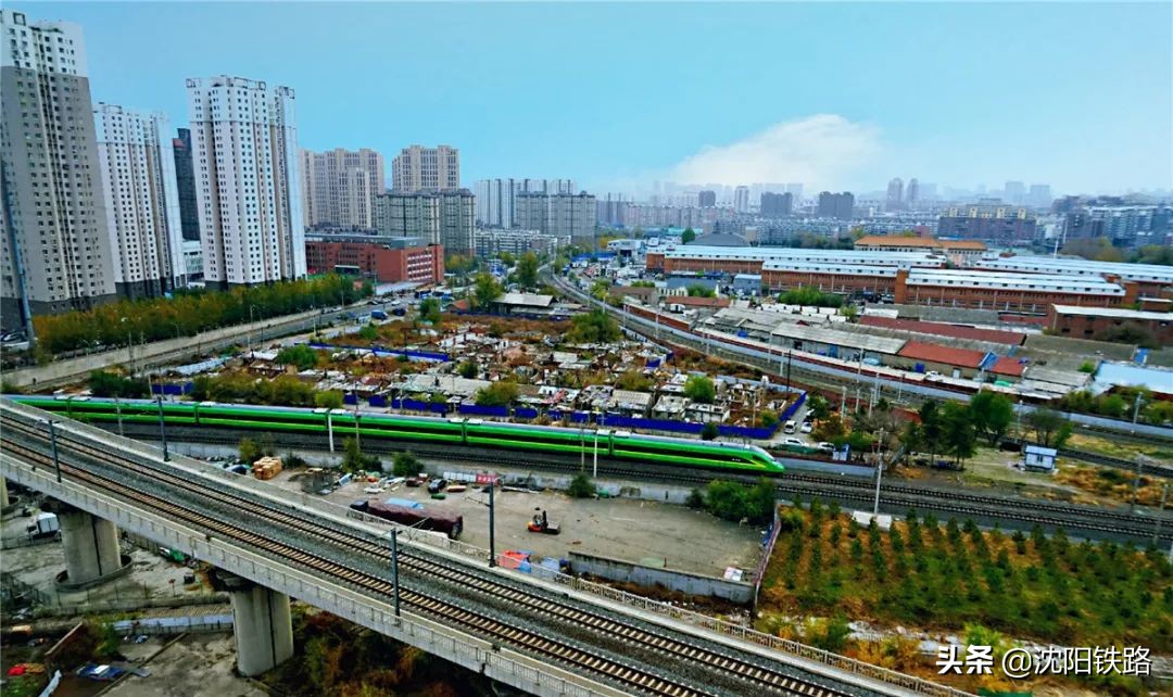 宝鸡绿巨人列车时刻表,沈阳铁路局绿巨人列车