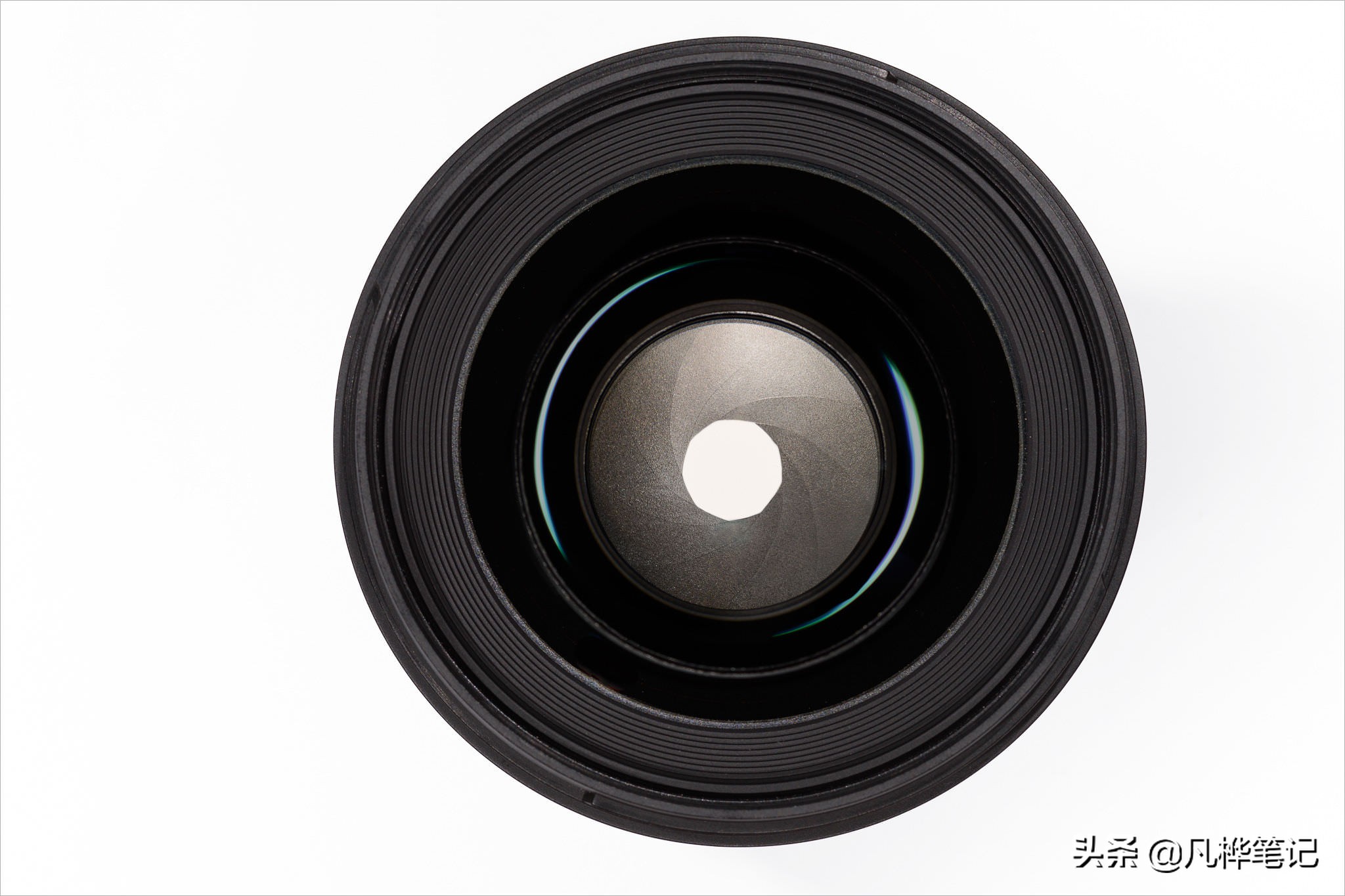 学习摄影知识入门看哪本书,摄影基础知识光圈