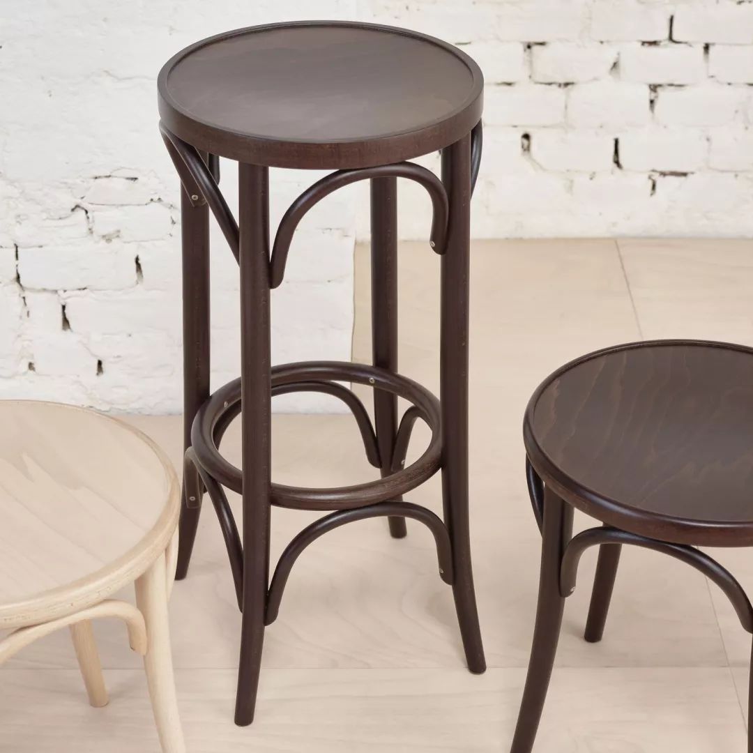 探访TON工厂看经典椅子背后的故事|疯狂24h我们去捷克干了啥？