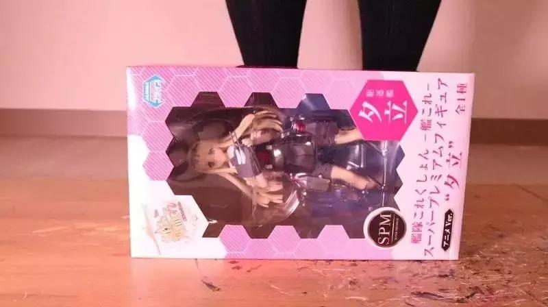 宅男们的愤怒！日本小姐姐拍摄“践踏手办”视频，并以此贩卖获利