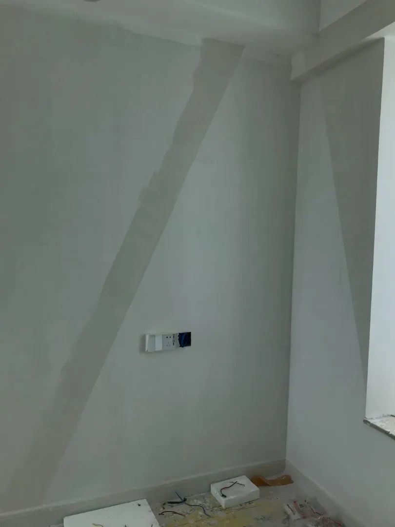 墙面刮腻子油漆施工方案怎样写,装修墙面刮腻子前的注意事项