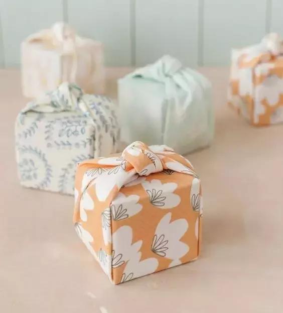 旧衣服改造实用包包,旧衣服改造包包实用