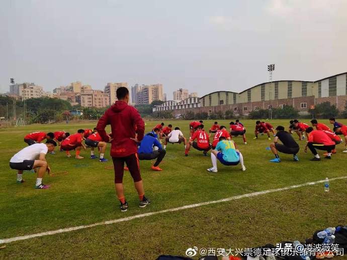 全国大赛战队退出重新加入要多久,有没有一队降级预备队升级的