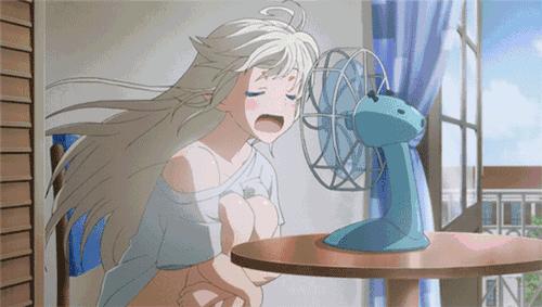 特斯拉睡觉凉席,特斯拉夏天睡车里空调自己关闭