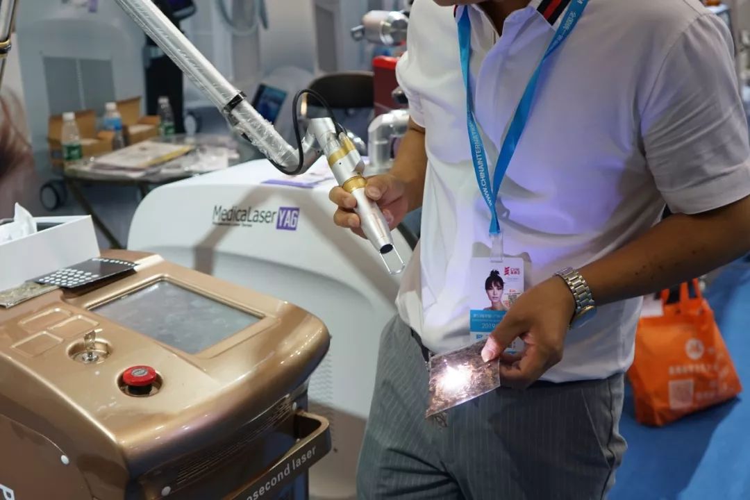 美博会现场直播仪器,美博会仪器