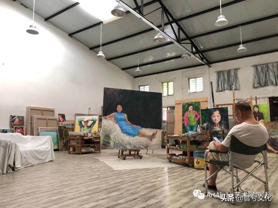 这些大咖艺术家都画过她，来了解当艺术家模特是一种什么样的体验