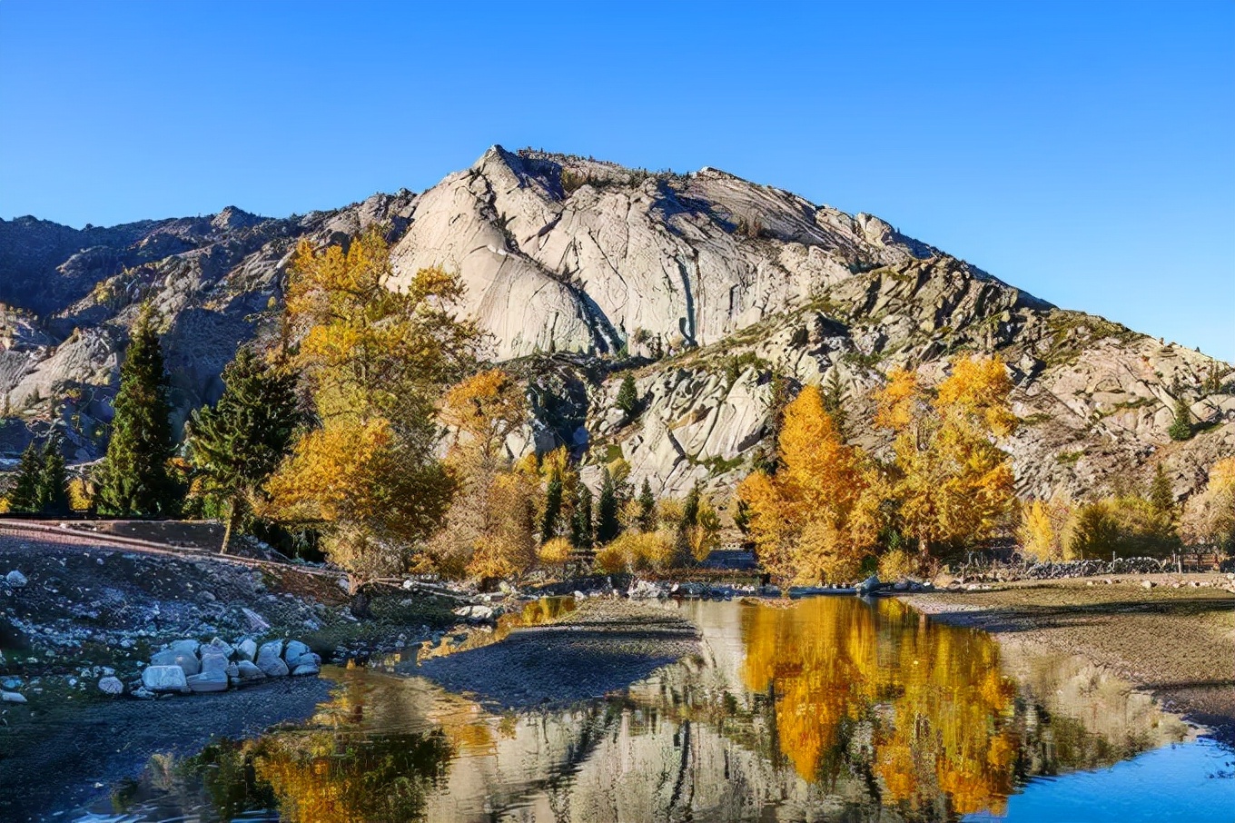 北疆四季,北疆的四季美景