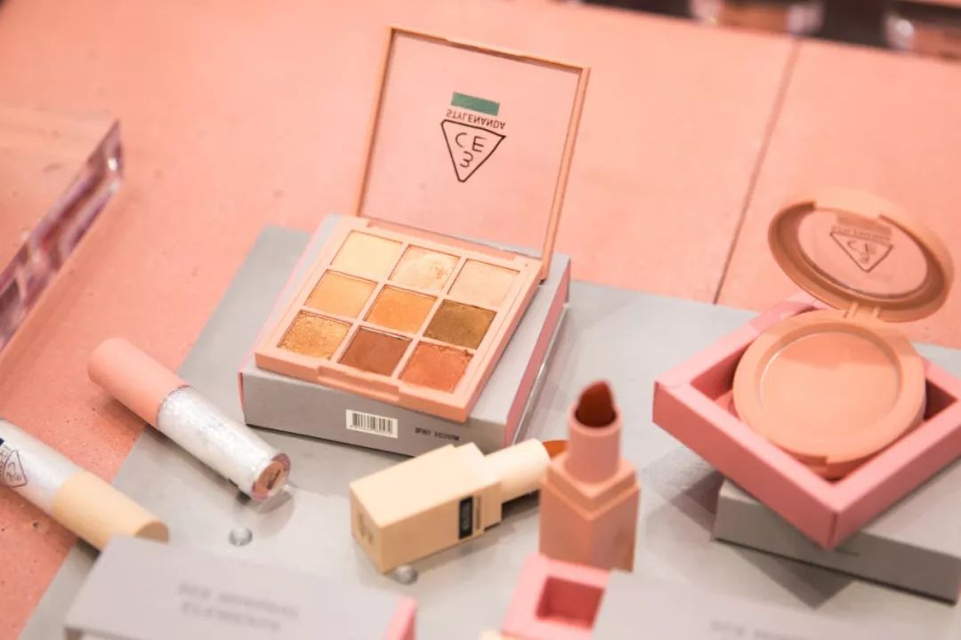 3ce旗舰店直播,3ce官方旗舰店是不是真的