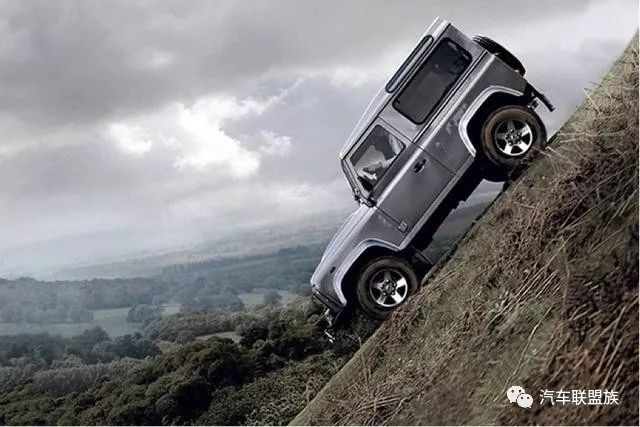 全球最霸气的十大越野车型,官员明星不敢买,油耗58升,可防枪击