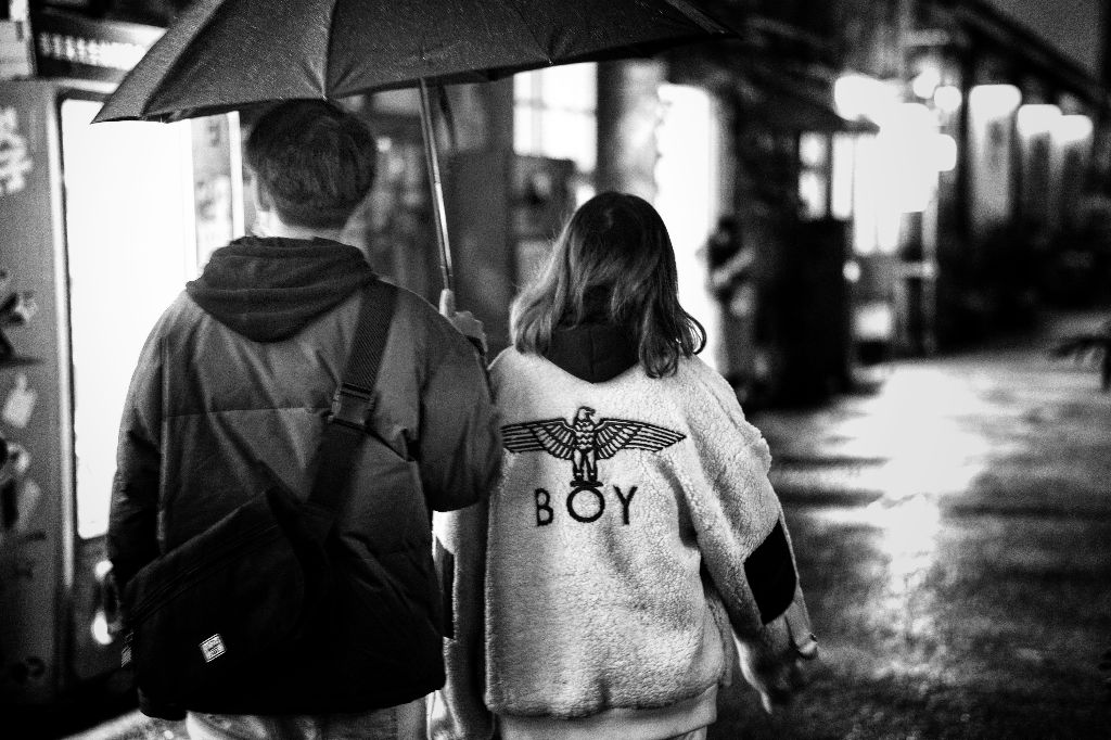 索尼a6000可以录像吗,索尼6000有自动跟焦吗