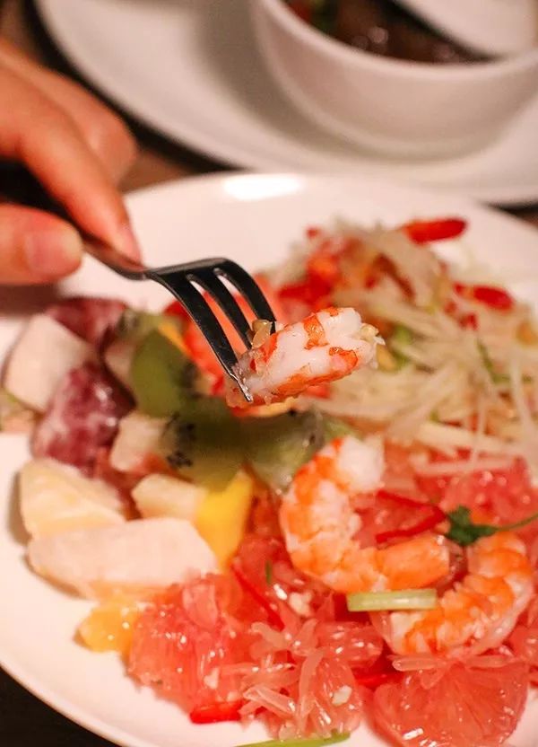 深圳万德诺富特酒店附近美食,深圳万德诺富特酒店离宝安多远