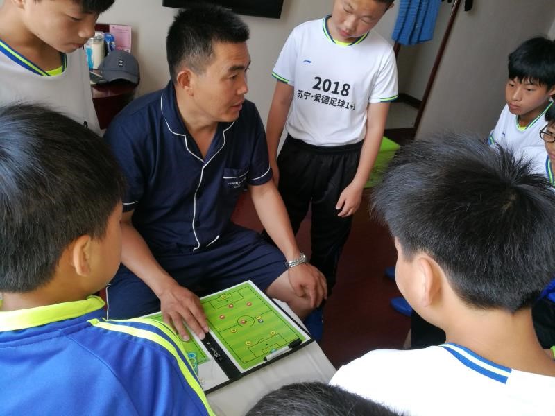 当硬汉遇上可爱的小女孩,当硬汉碰上小女孩