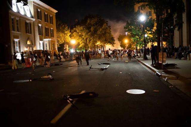 美国民众对新型冠状病毒的态度,此次新型冠状病毒与美国有关吗