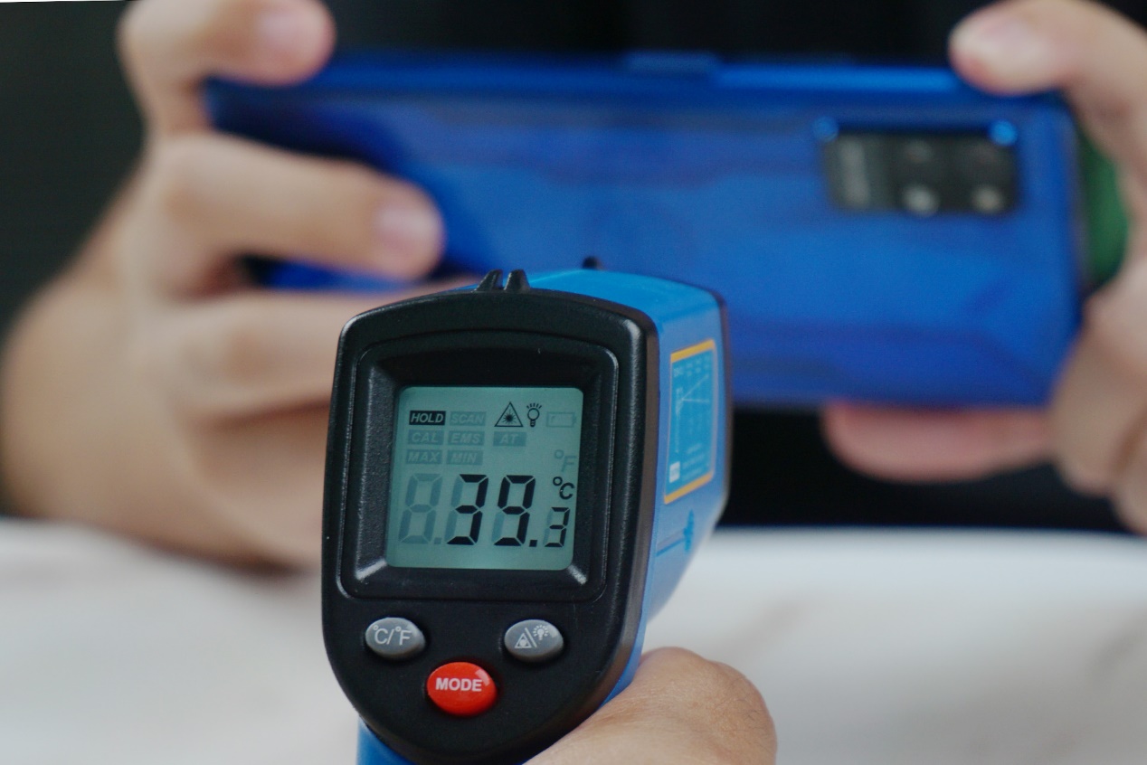 荣耀Play4 Pro评测:2899元的麒麟990,年轻人们觉得香不香?