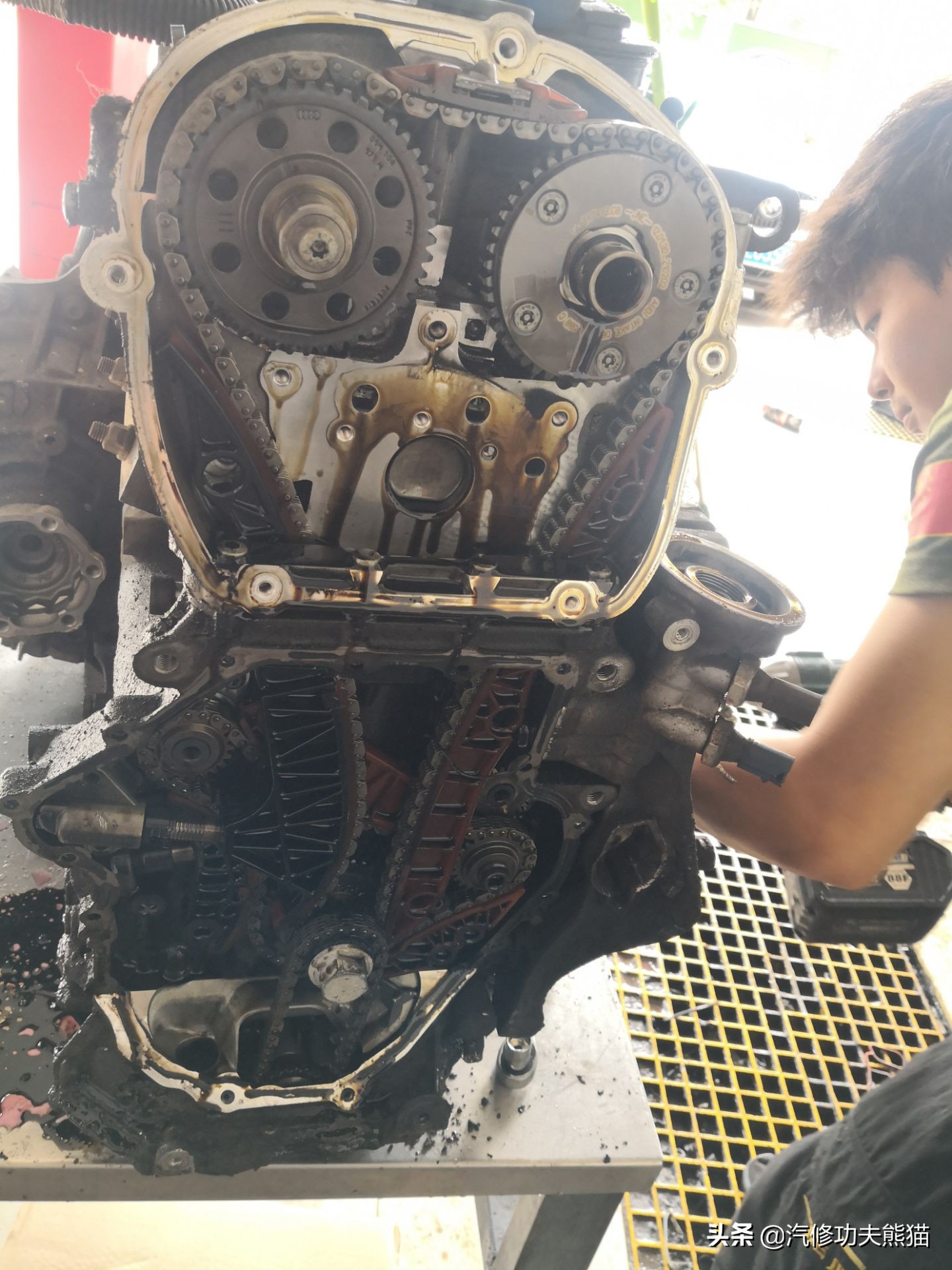 大众夏朗发动机大修维修费,进口大众夏朗大修