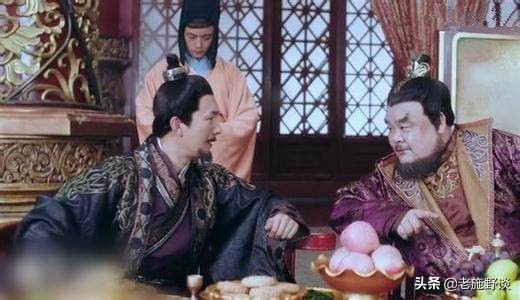 领导小人之心怎么解决,如何处理领导旁边的小人