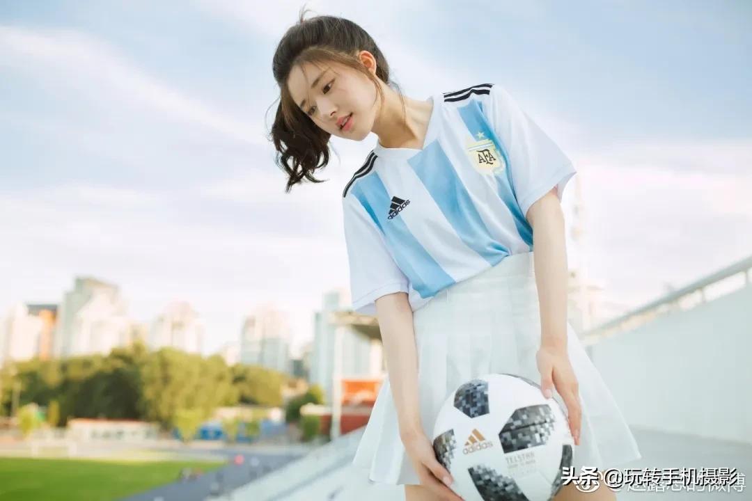 跟着赵露思学发抖音,和赵露思学拍照姿势