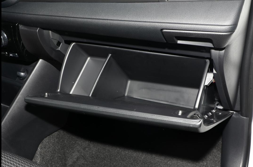 丰田威驰2014款1.3自动保值率,丰田威驰油耗05年