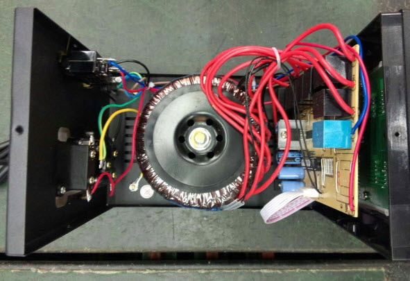 高精度全自动交流稳压器的原理,稳压器的工作原理及故障现象