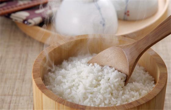 大米饭怎样熬黏糊,夹生米饭糊底补救的方法