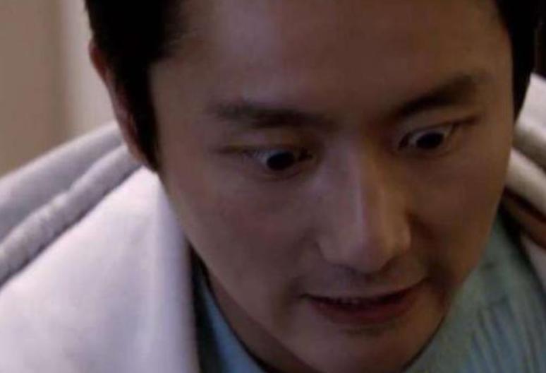 《以家人之名》李海潮曾是《双面胶》男主角，标准的剧抛脸