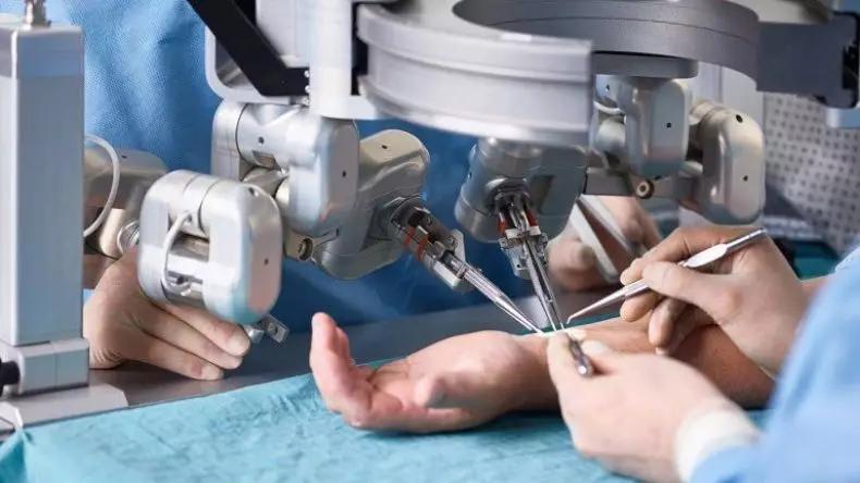 显微手术机器人,新型手术机器人