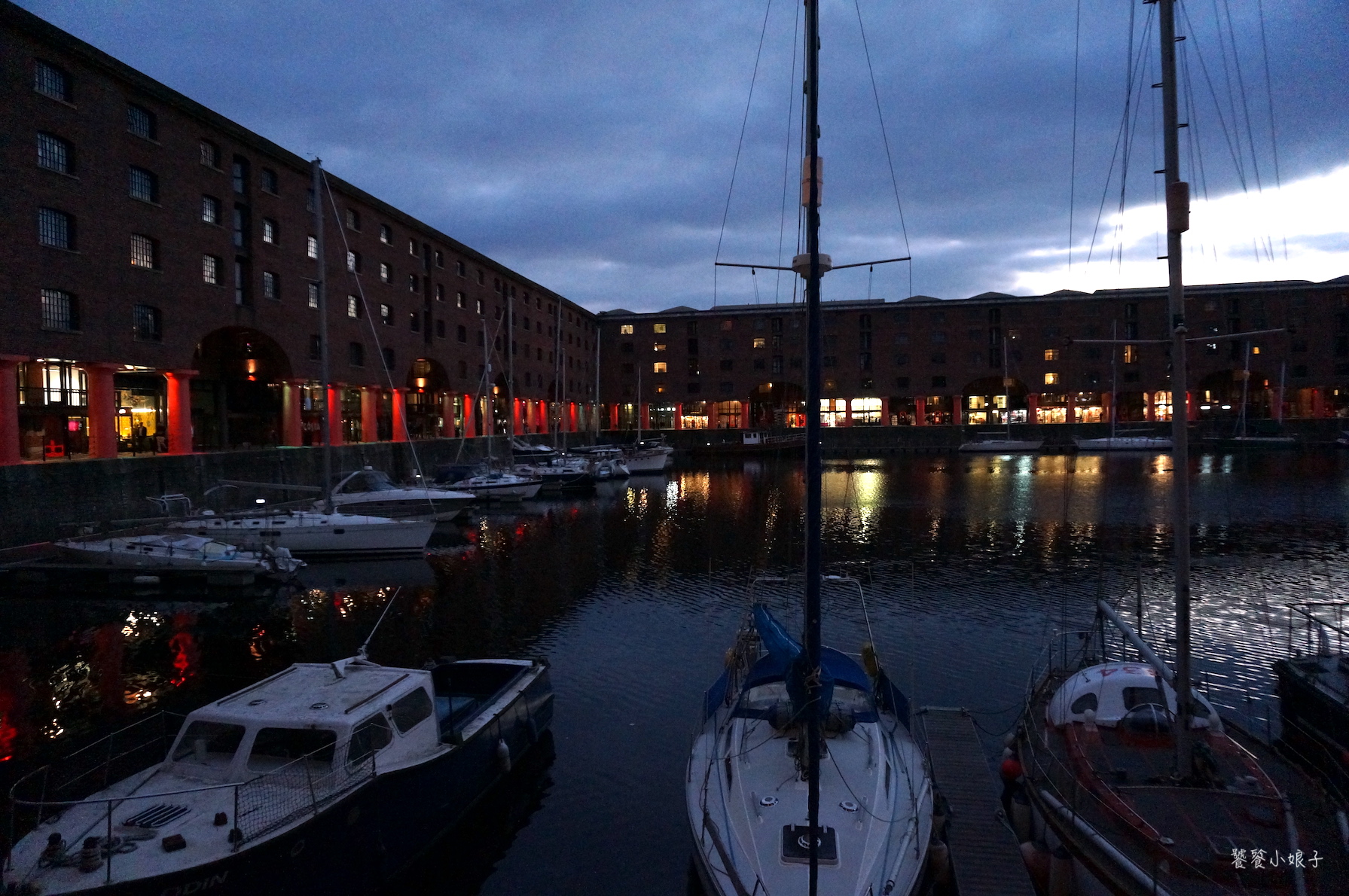 利物浦队徽上是什么鸟,利物浦队徽上的是什么鸟