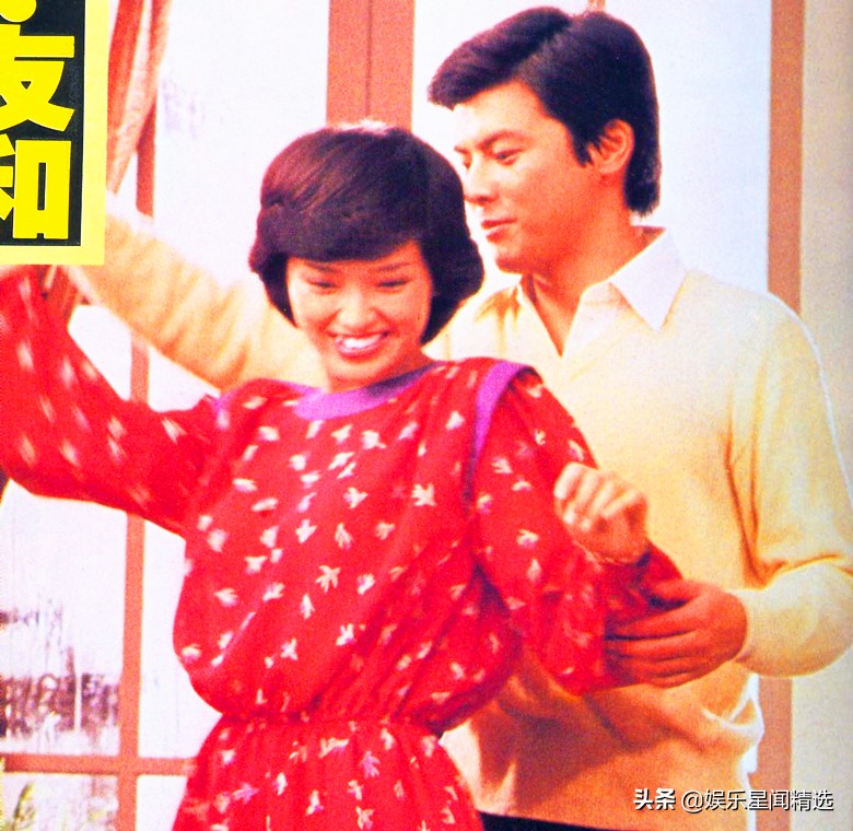 山口百惠以新婚太太身份出席三浦友和生日派对，竟合唱摇滚寡妇？