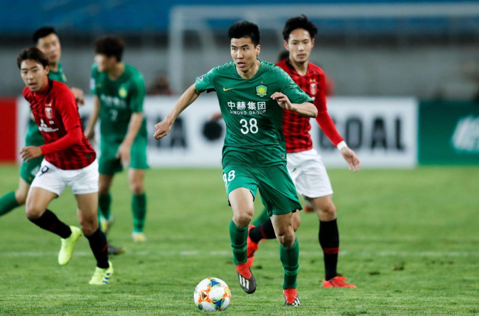 中超右前卫球员排名,中超现役中后卫排名