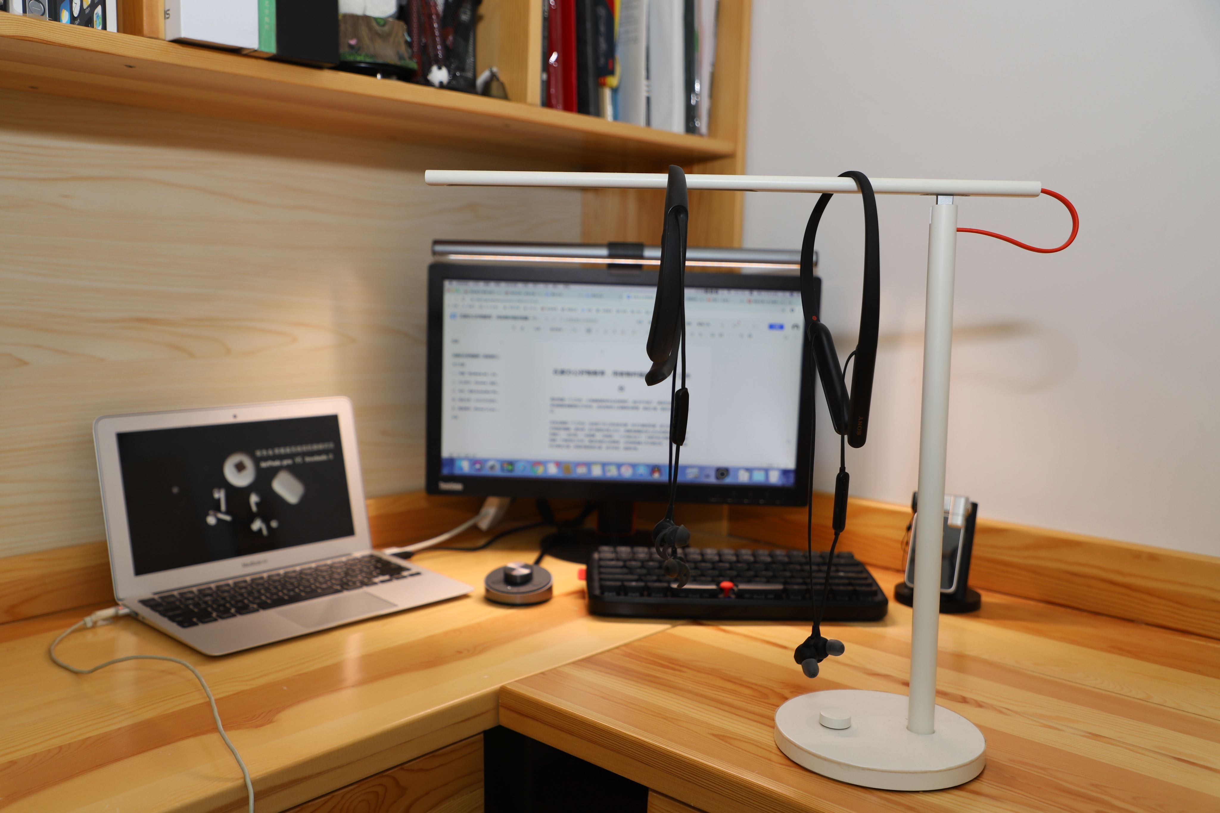 最简单的宅家工作台,在家办公小物件