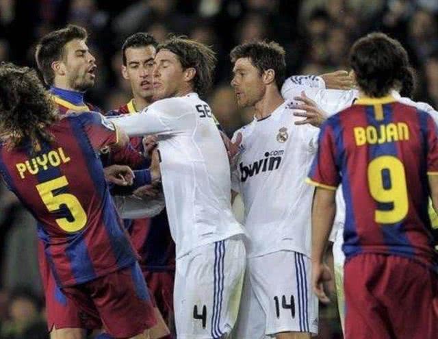 足坛最佳阵容皮克,拉莫斯皮克c罗