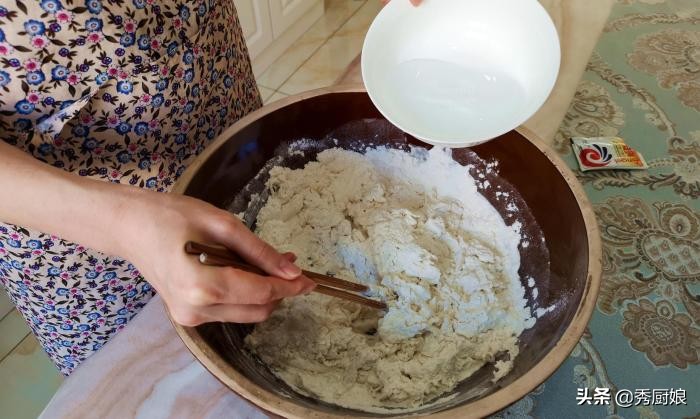 简单的枣花馍馍教程,传统枣花馍馍的几种简单做法