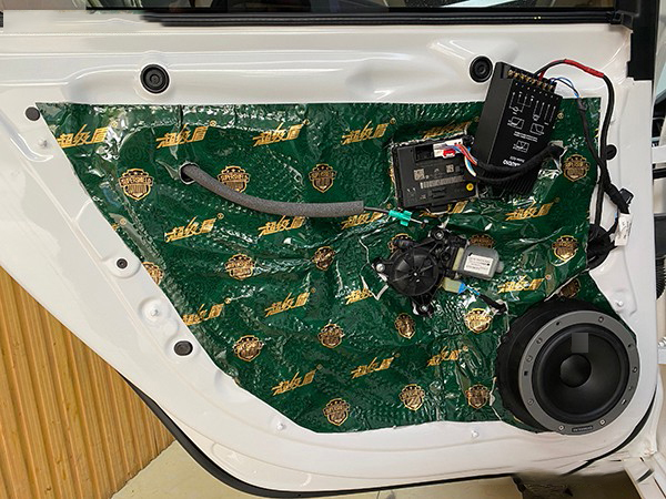 奥迪a4l改丹拿音响多少钱沈阳,奥迪a4l音响改装丹拿3分频