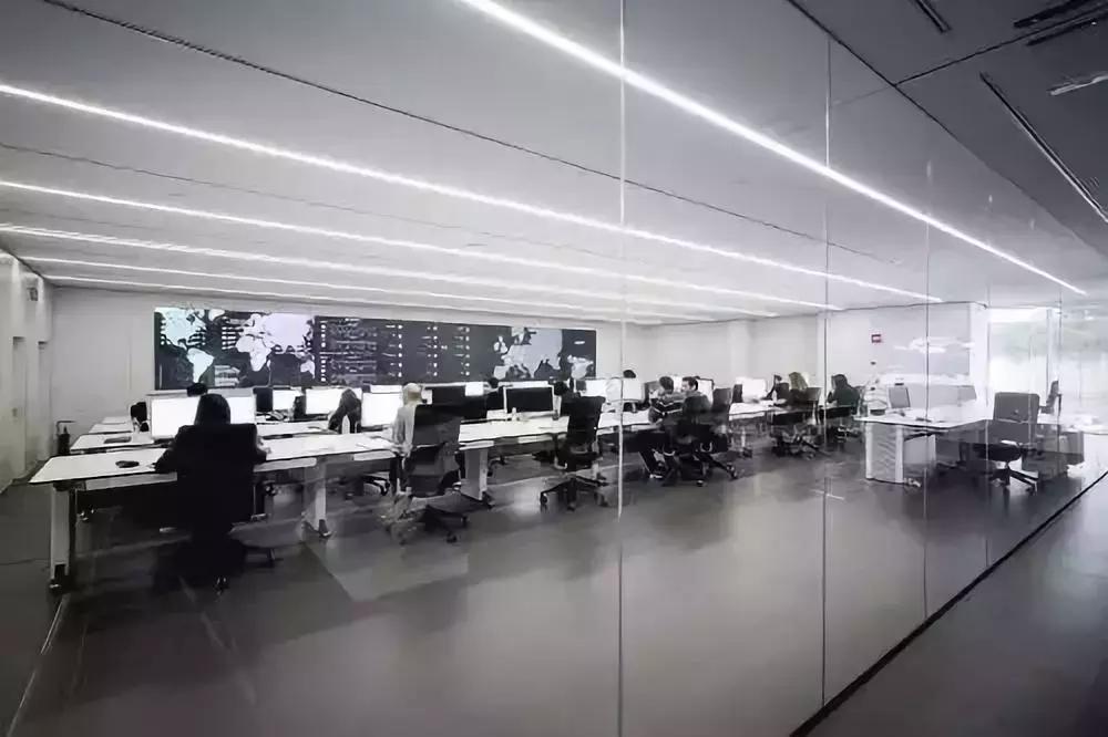 从供应链角度看zara的竞争优势 (谁能欣赏zara)