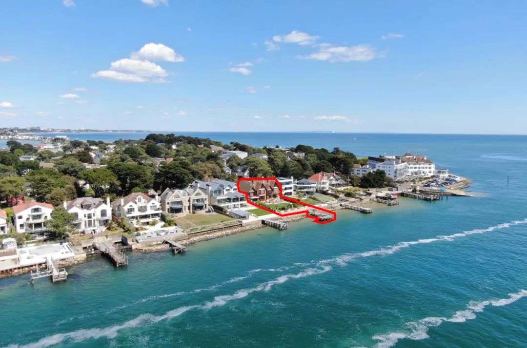 英国爱丁堡豪宅出售,英国海滨别墅