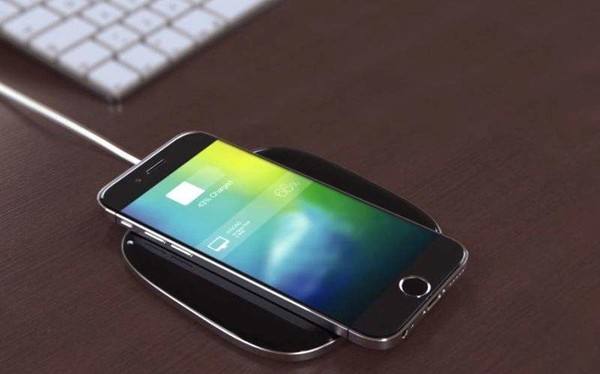 手机电池有电自动关机是什么原因,手机明明还有电为什么会自动关机