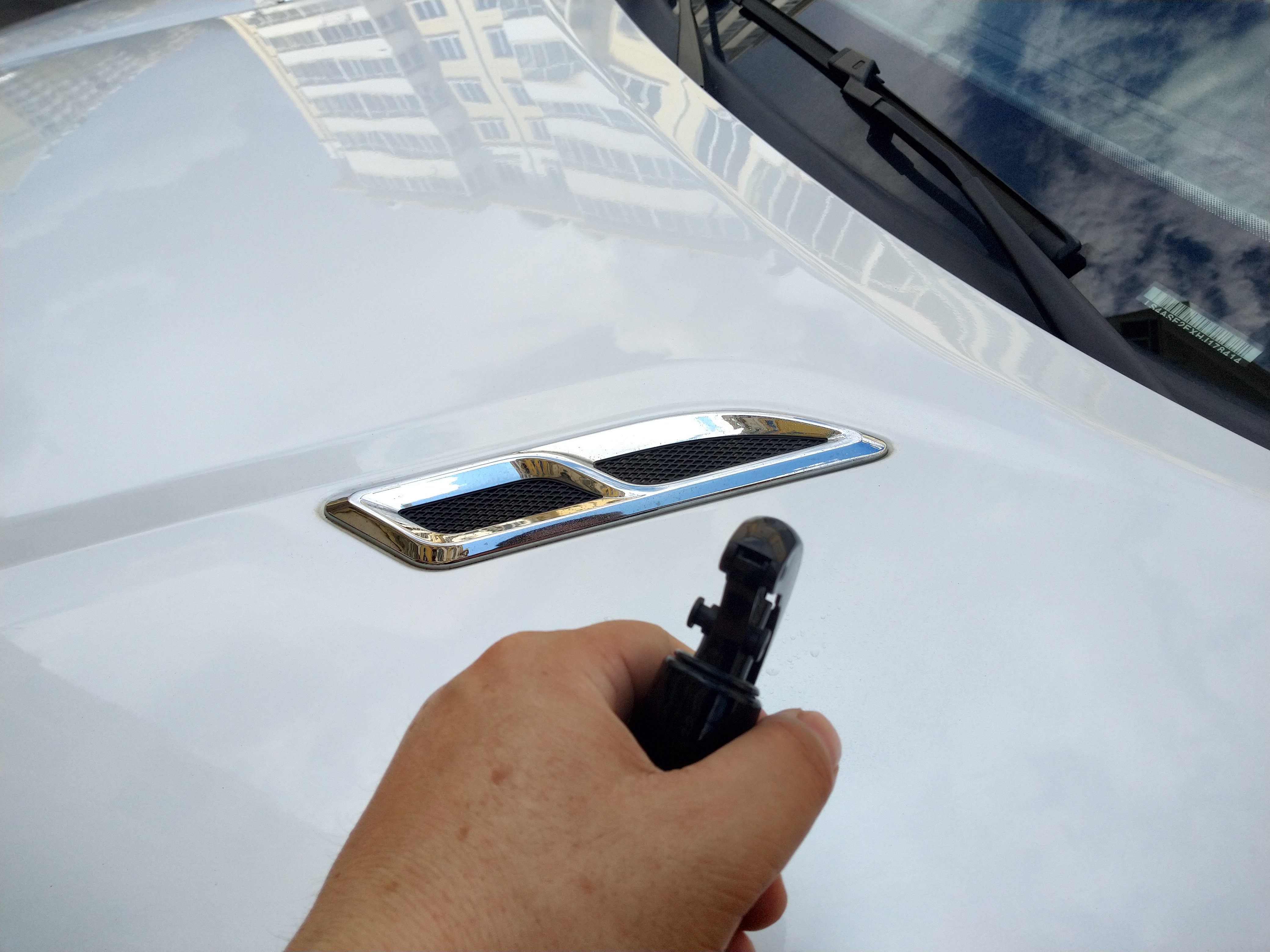 汽车漆面保养镀晶还是镀膜好,汽车漆面镀膜视频教程