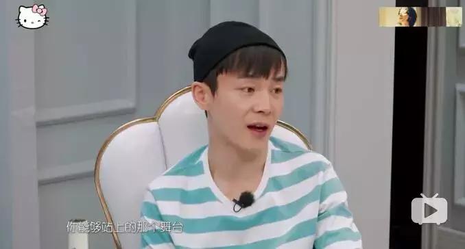 吴昕开宝马的视频,吴昕睡前哭的视频