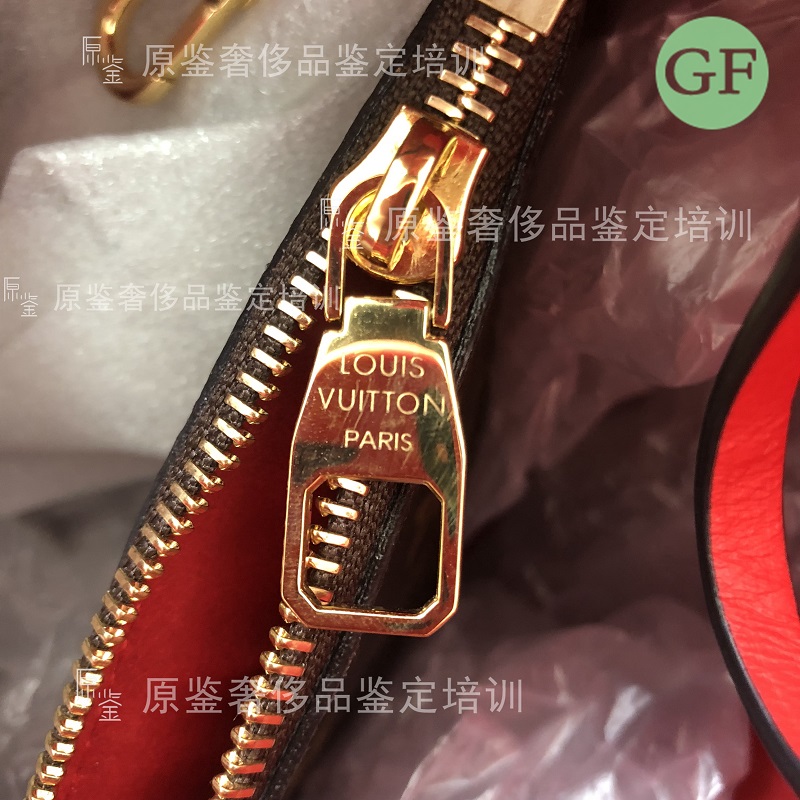 lv包的鉴定技巧,lv水包鉴定