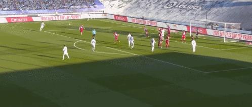 今日足球赛事一览表,今日足球新闻视频