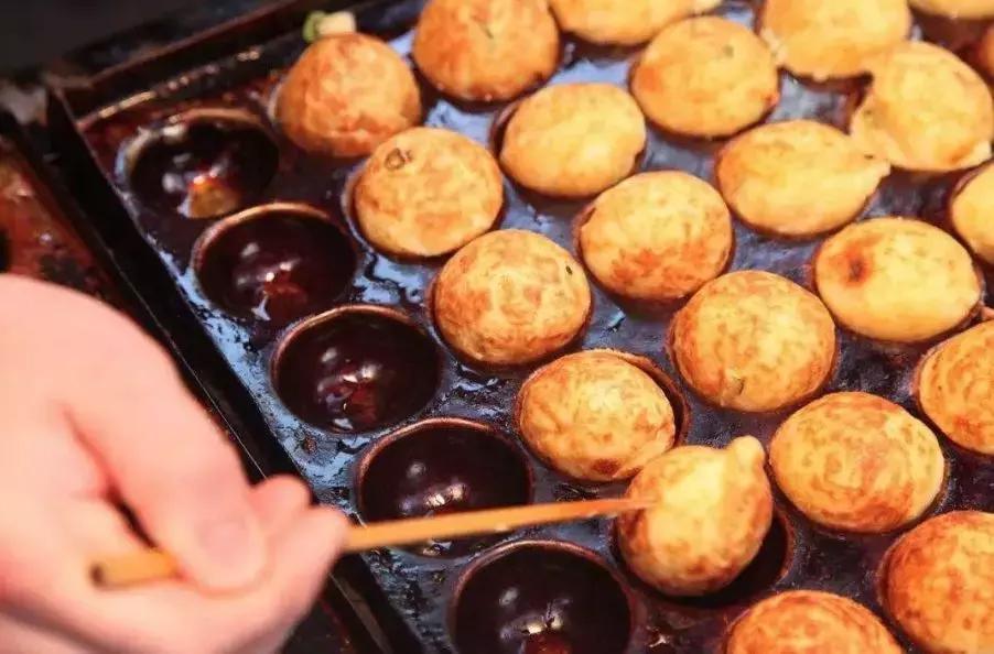 天津特色小吃被称为津门三绝 (天津风味小吃中的三绝之一)