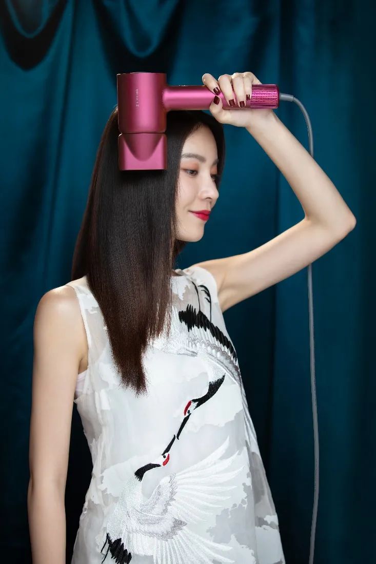 最好的吹风机是戴森吗,超越戴森的吹风机是什么品牌