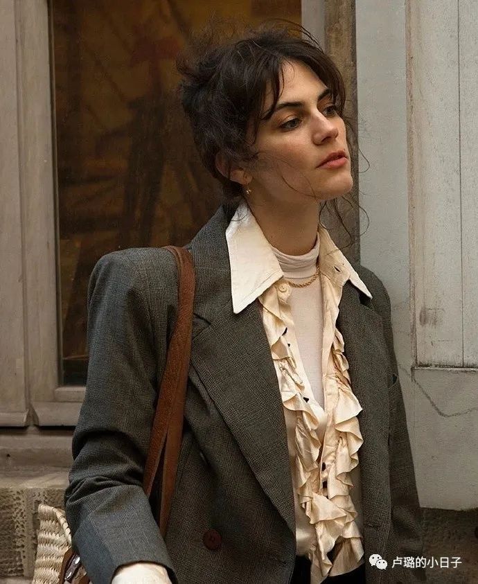 法式穿搭技巧和方法,这才是教科书级的法式穿搭啊