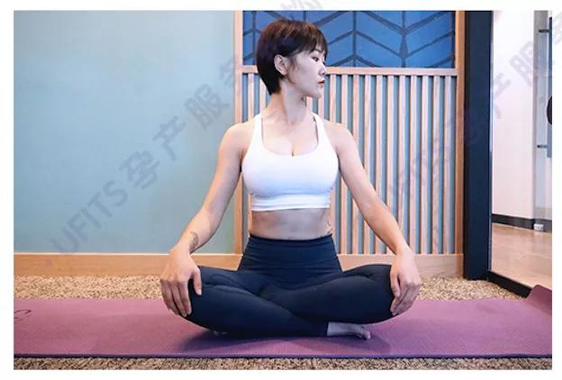 产后含胸驼背能纠正吗,产后脖子后背发凉不舒服怎么办