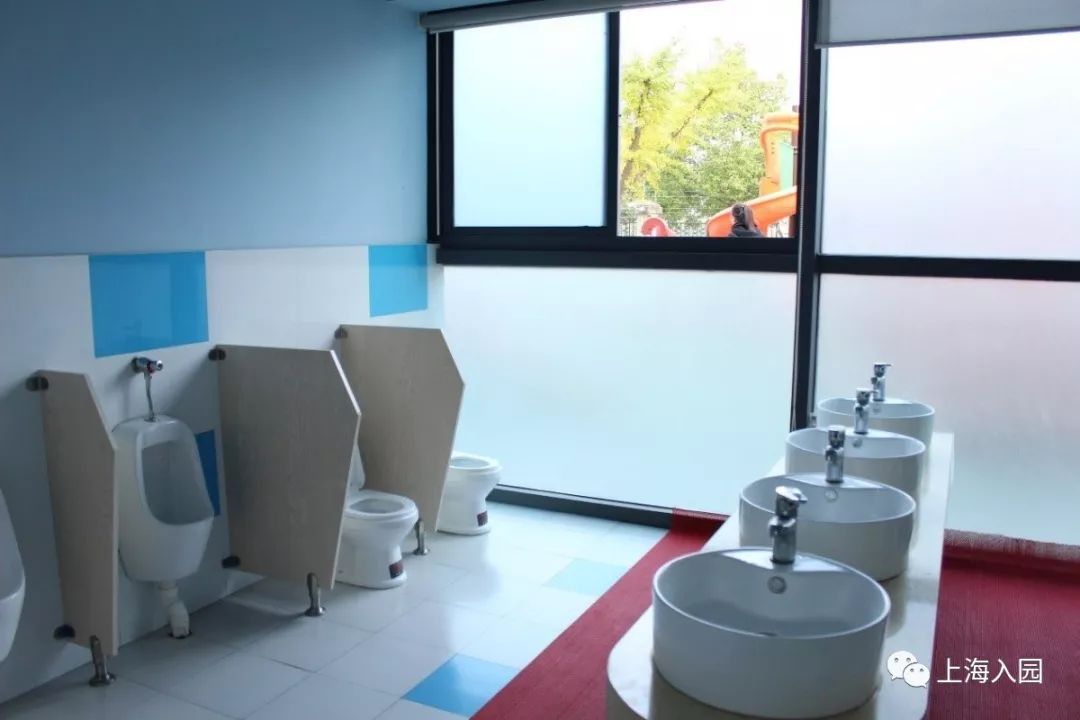 探园|这家幼儿园拥有600平楼顶高尔夫练习场,建校2年口碑超好!