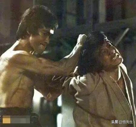 霍金年轻时照片有多帅,霍金21岁时的照片