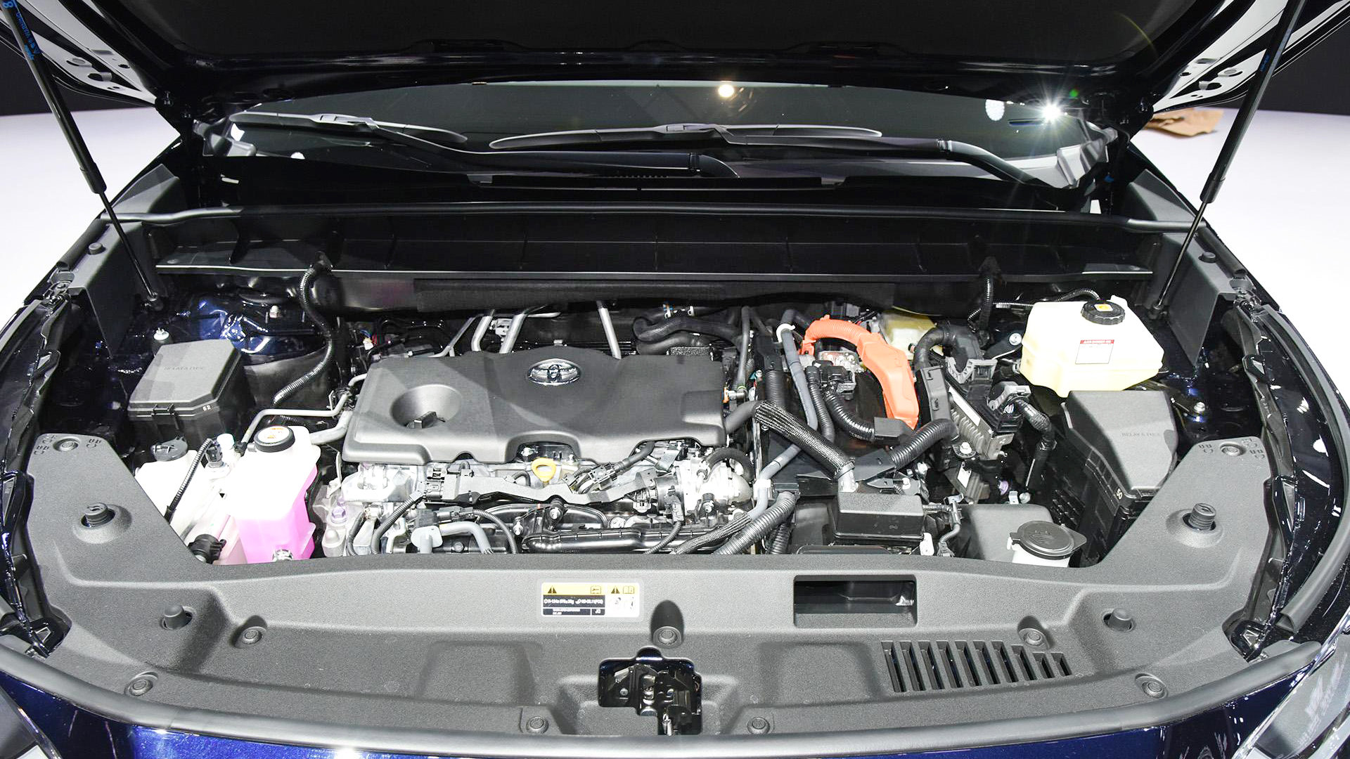 新汉兰达2017款四驱豪华版,全新汉兰达正式亮相