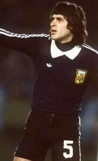 足球球员外号排行榜,足坛十大球星经典绰号